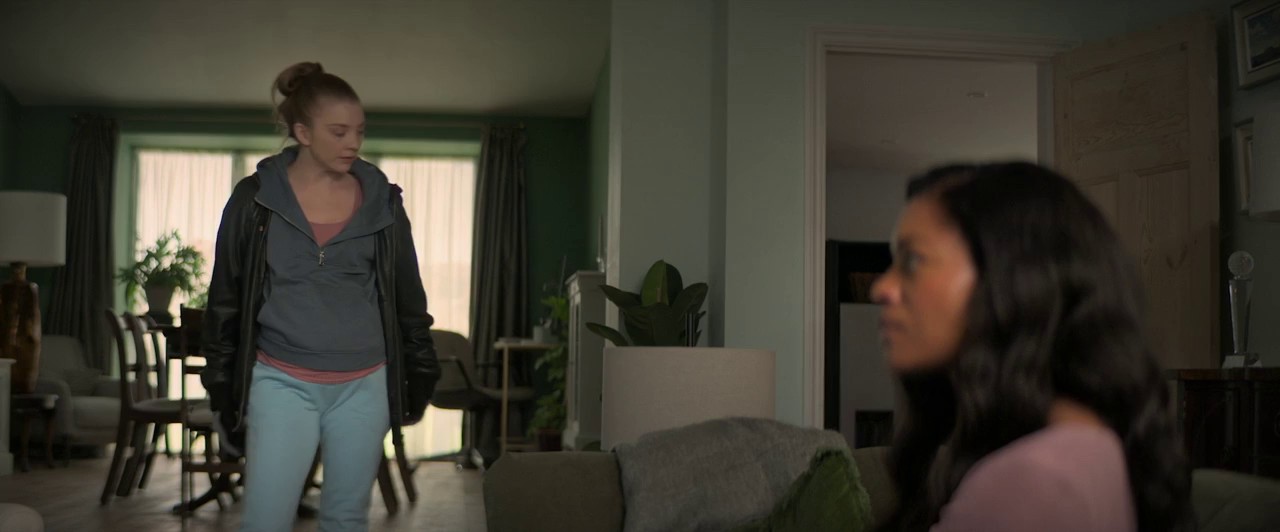 The Wasp (2024) AMZN WEBRip English 720p x264 AVC AAC 2.0 ESub.mkv.0002